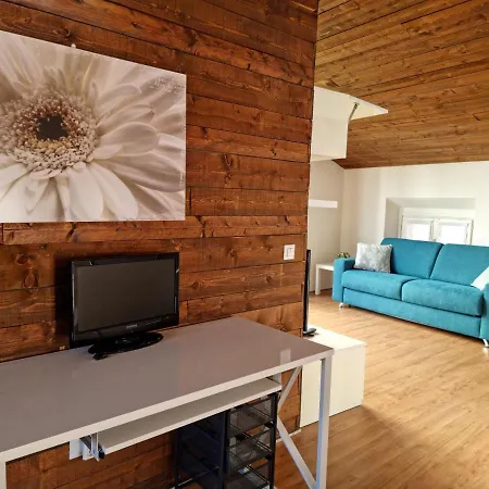 Apartament Profumo Di Desenzano-by Goccia Di Desenzano del Garda