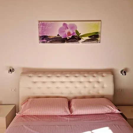 Profumo Di Desenzano-by Goccia Di * Desenzano del Garda