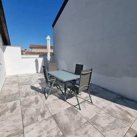 Apartament Profumo Di Desenzano-by Goccia Di Desenzano del Garda